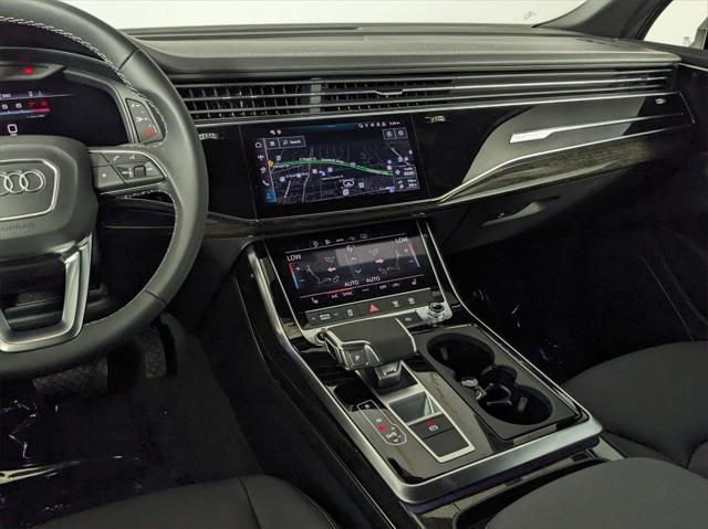 new 2025 Audi Q7 car, priced at $65,020