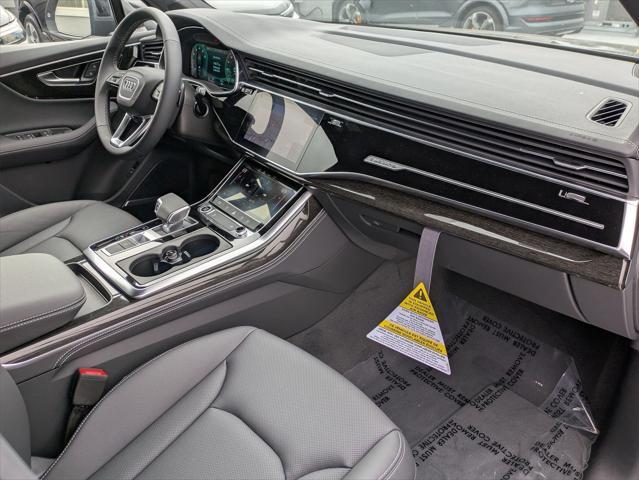 new 2025 Audi Q7 car, priced at $77,460