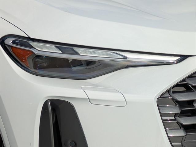 new 2025 Audi Q5 car, priced at $57,760