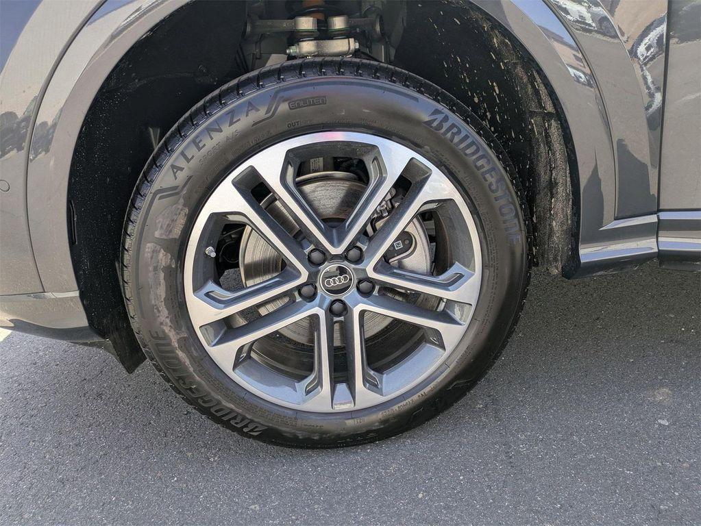 new 2025 Audi Q5 car, priced at $57,950