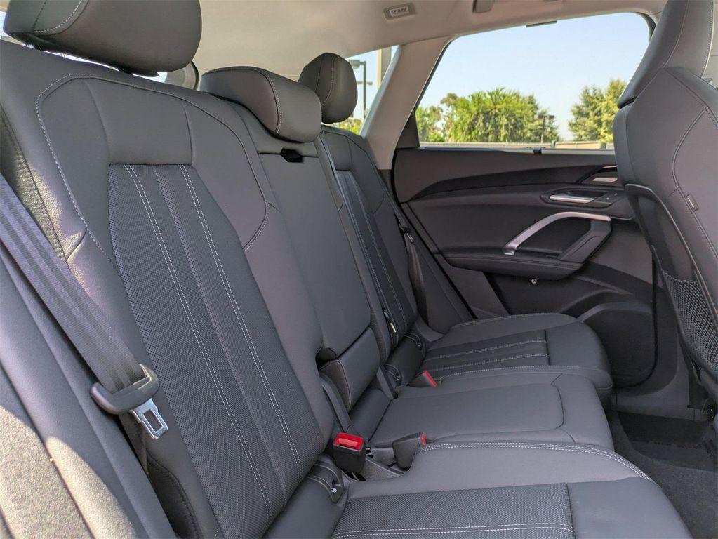 new 2025 Audi Q5 car, priced at $57,950