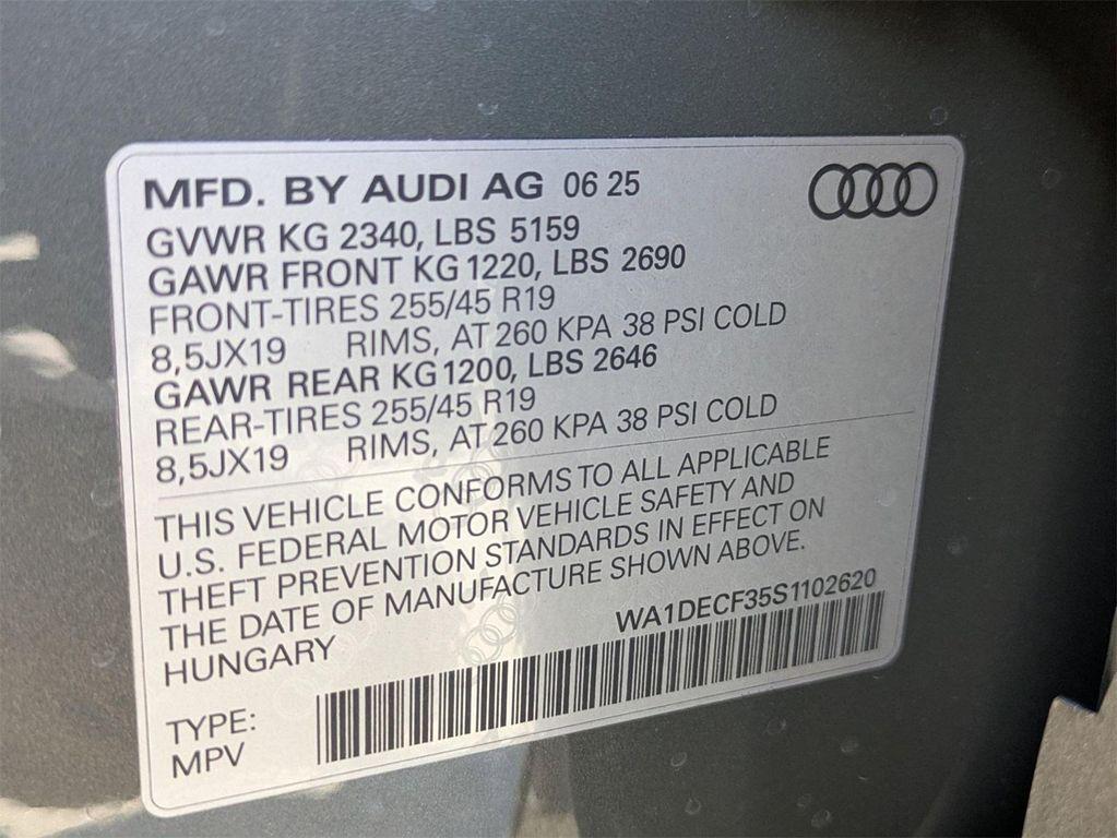 new 2025 Audi Q3 car, priced at $45,975