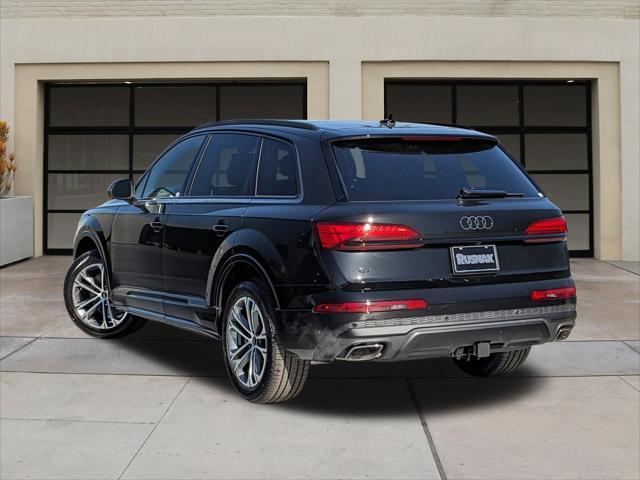 new 2025 Audi Q7 car, priced at $68,820