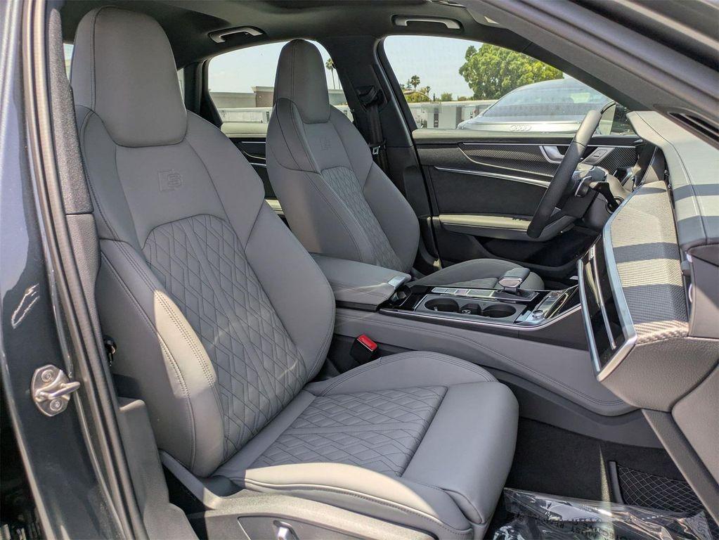 new 2025 Audi S6 car, priced at $83,335