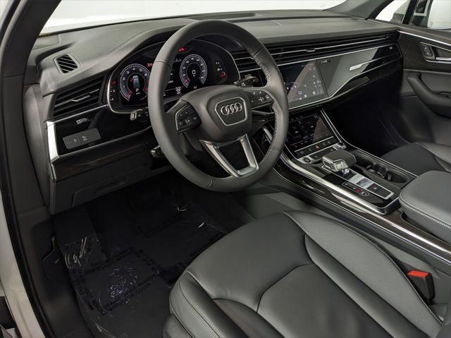 new 2025 Audi Q7 car, priced at $70,015