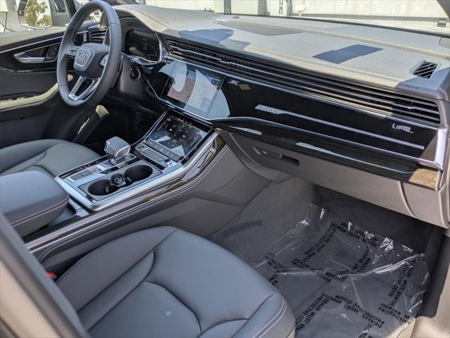 new 2025 Audi Q7 car, priced at $76,860