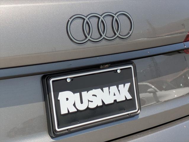 new 2025 Audi Q7 car, priced at $76,860