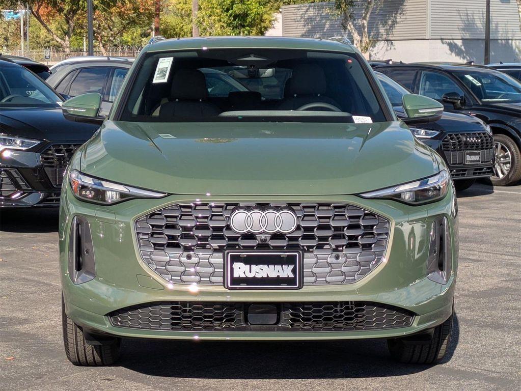 new 2025 Audi Q5 car, priced at $58,600