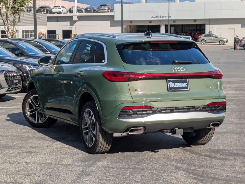 new 2025 Audi Q5 car, priced at $58,600