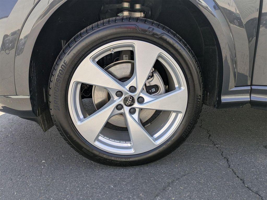 new 2025 Audi Q5 car, priced at $61,240