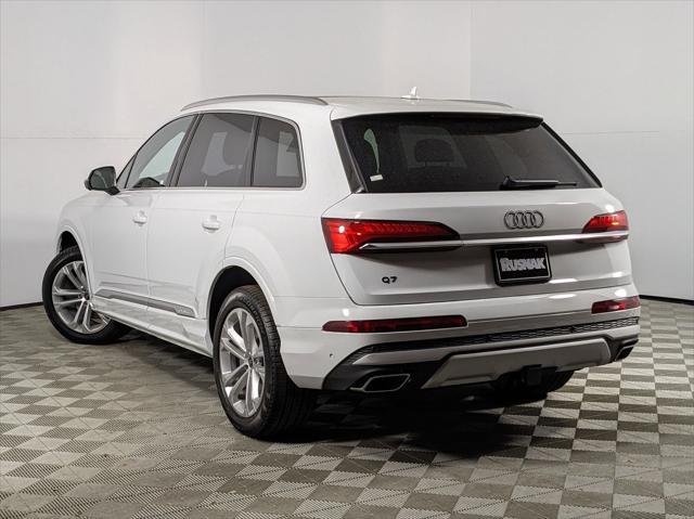 new 2025 Audi Q7 car, priced at $75,510