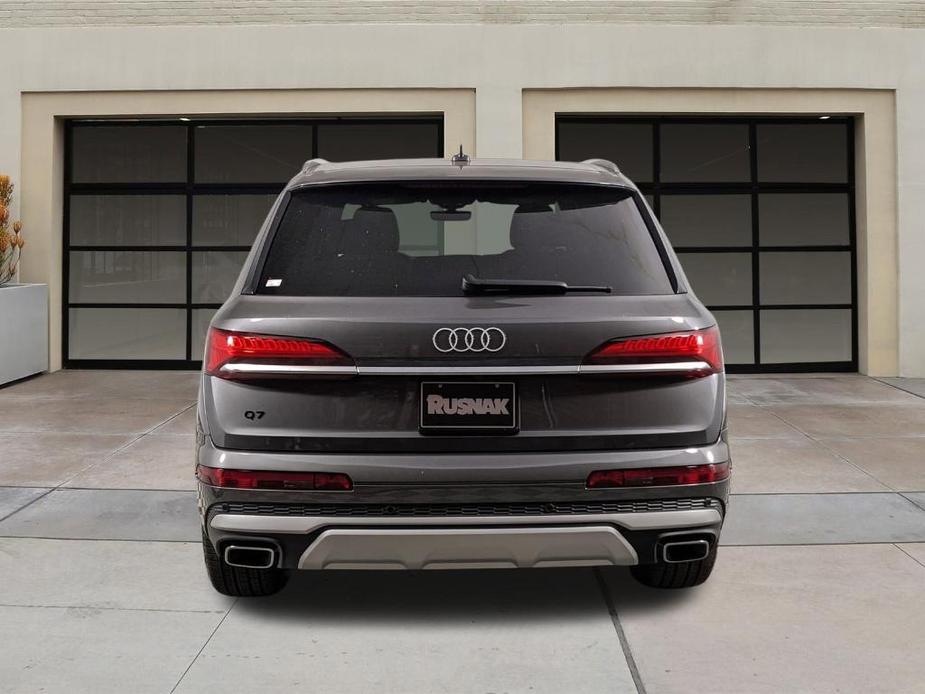 new 2025 Audi Q7 car, priced at $65,270