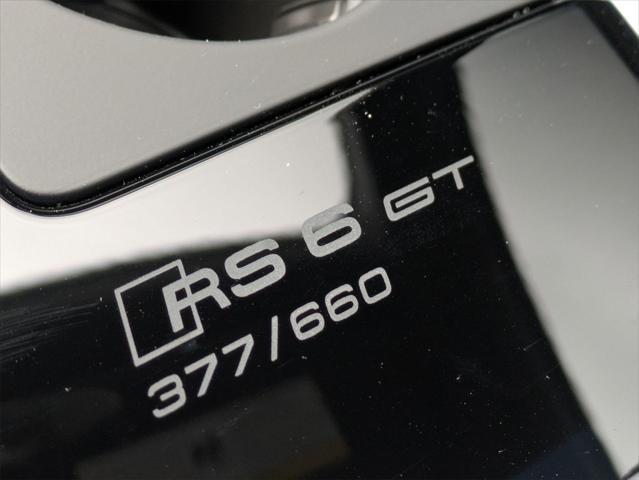 new 2025 Audi RS 6 Avant car, priced at $201,495