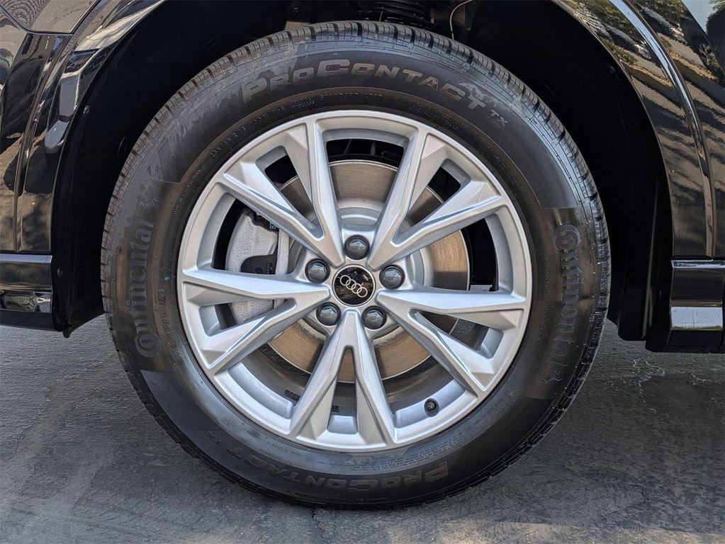 new 2025 Audi Q3 car, priced at $43,925