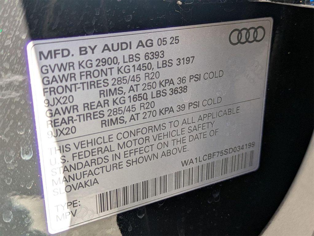 new 2025 Audi Q7 car, priced at $69,060