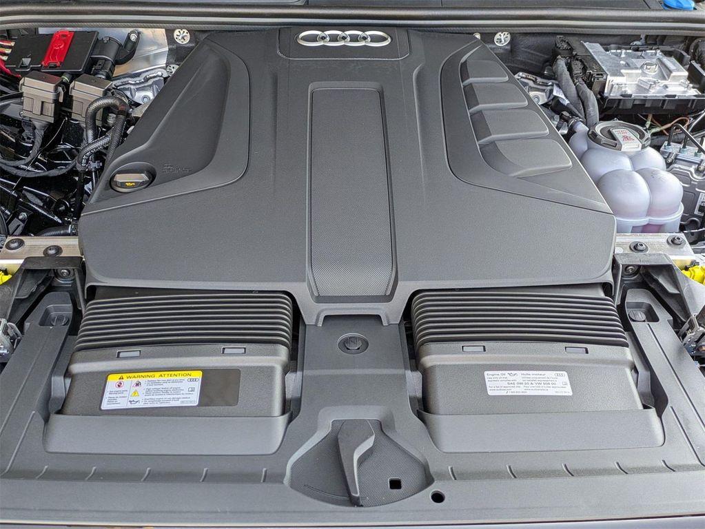 new 2025 Audi Q7 car, priced at $69,060