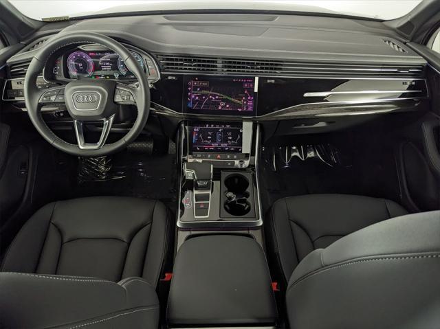 new 2025 Audi Q7 car, priced at $69,820