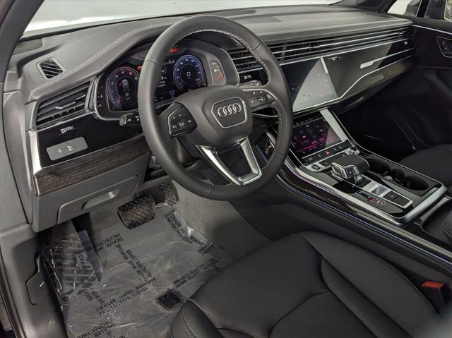 new 2025 Audi Q7 car, priced at $69,820