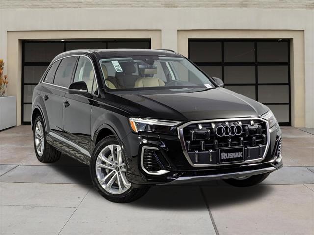 new 2025 Audi Q7 car, priced at $70,020