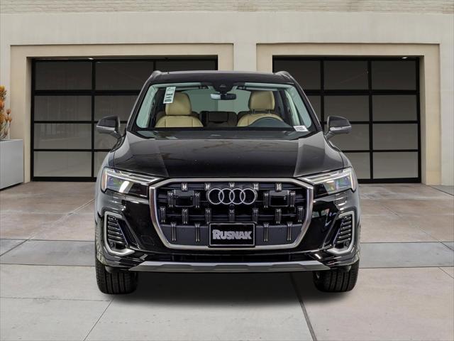 new 2025 Audi Q7 car, priced at $70,020