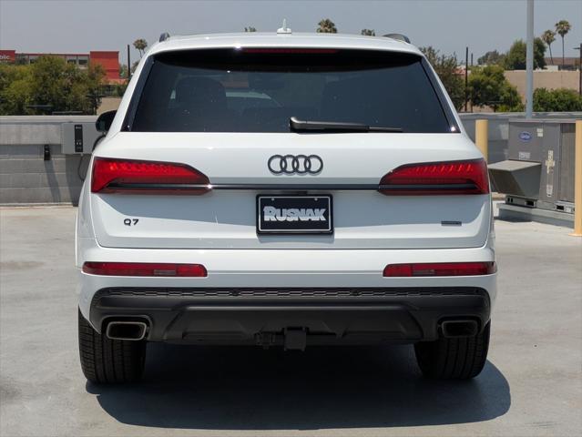 new 2025 Audi Q7 car, priced at $75,160