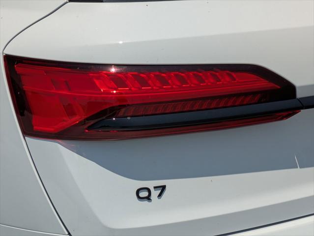 new 2025 Audi Q7 car, priced at $75,160