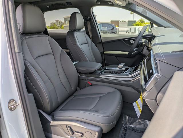 new 2025 Audi Q7 car, priced at $75,160
