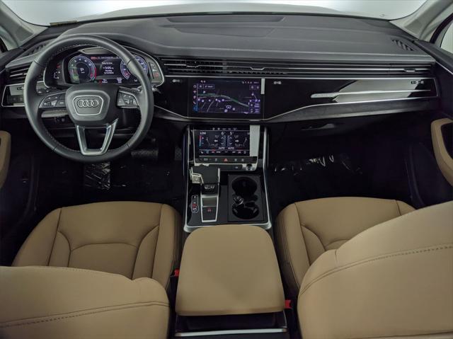 new 2025 Audi Q7 car, priced at $69,425