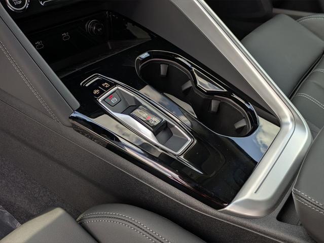 new 2025 Audi Q5 car, priced at $60,960