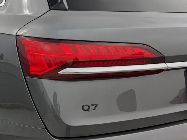 new 2025 Audi Q7 car, priced at $73,060