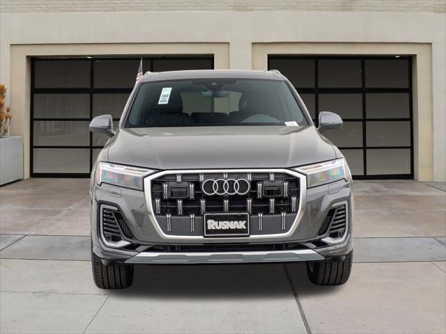 new 2025 Audi Q7 car, priced at $75,270