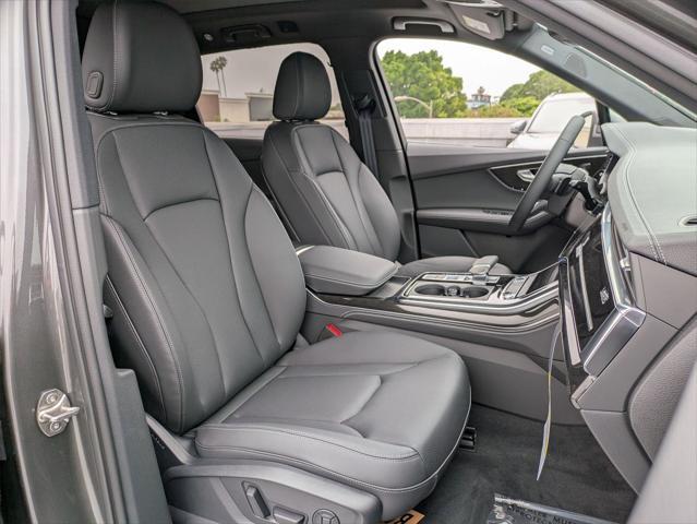 new 2025 Audi Q7 car, priced at $75,270