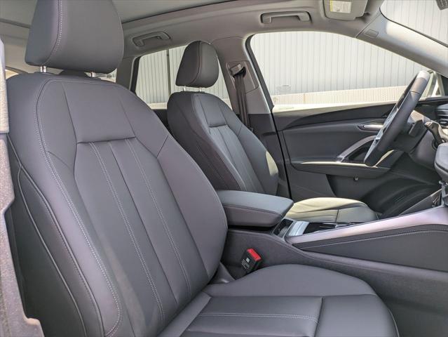 new 2025 Audi Q5 car, priced at $57,625