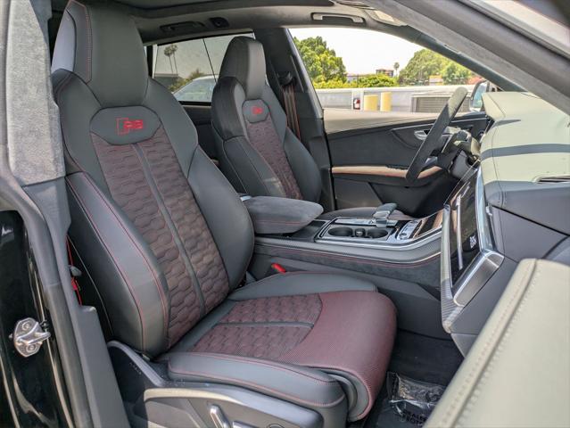 new 2025 Audi RS Q8 car, priced at $150,330