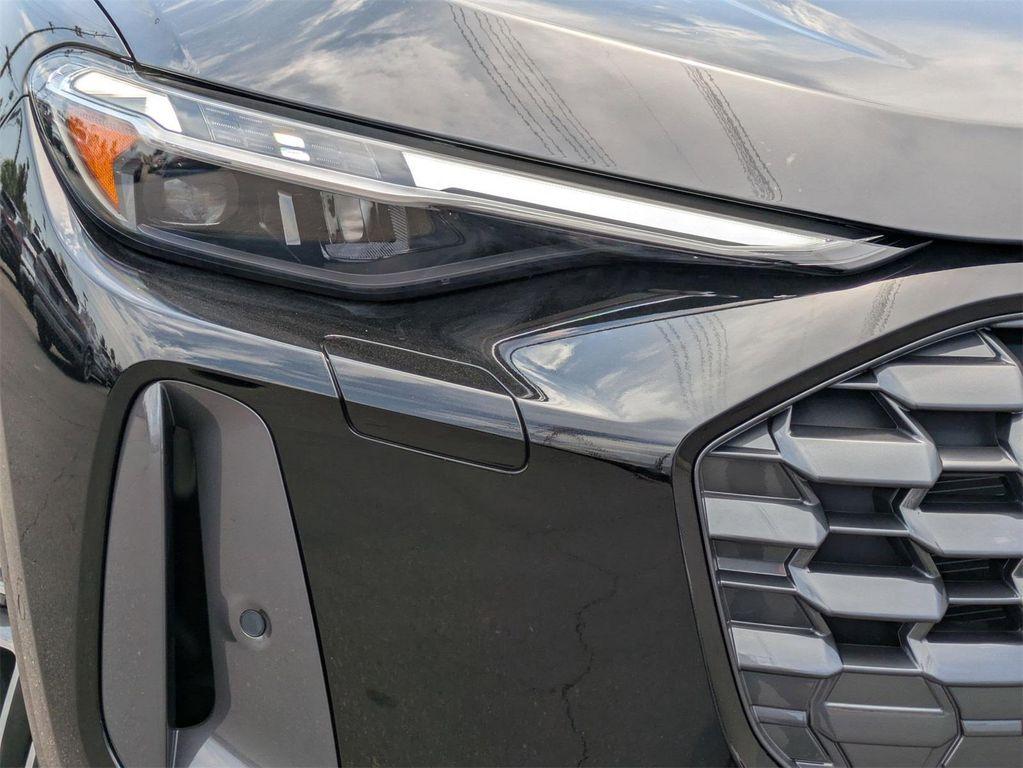 new 2025 Audi Q5 car, priced at $57,625