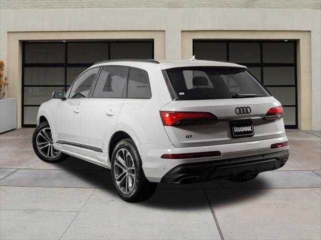 new 2025 Audi Q7 car, priced at $68,820