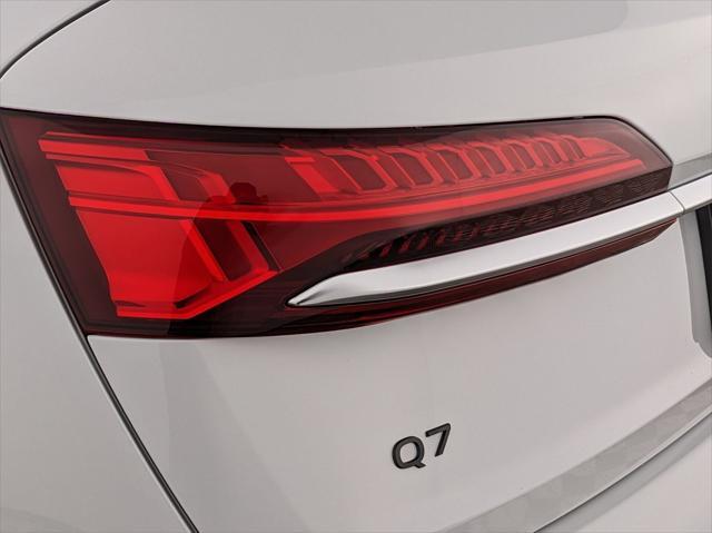 new 2025 Audi Q7 car, priced at $75,510