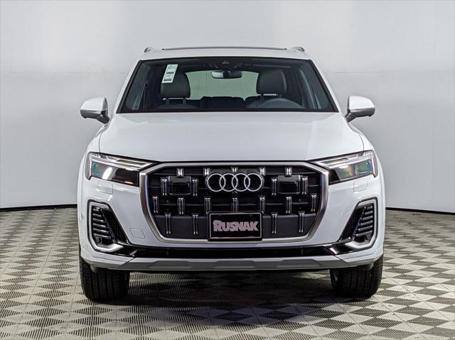 new 2025 Audi Q7 car, priced at $75,510