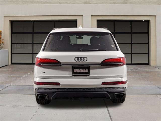 new 2025 Audi Q7 car, priced at $69,225