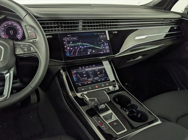 new 2025 Audi Q7 car, priced at $69,225