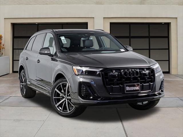 new 2025 Audi Q7 car, priced at $69,920