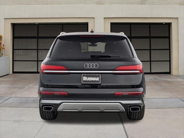 new 2025 Audi Q7 car, priced at $70,610