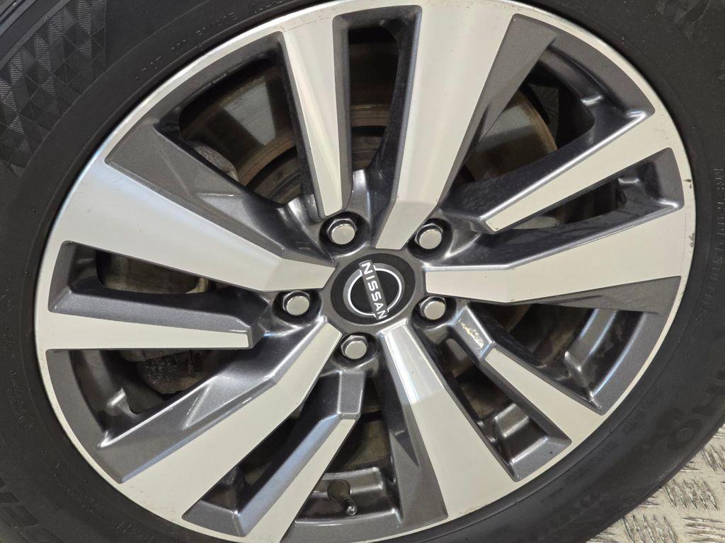 used 2022 Nissan Pathfinder car, priced at $24,957