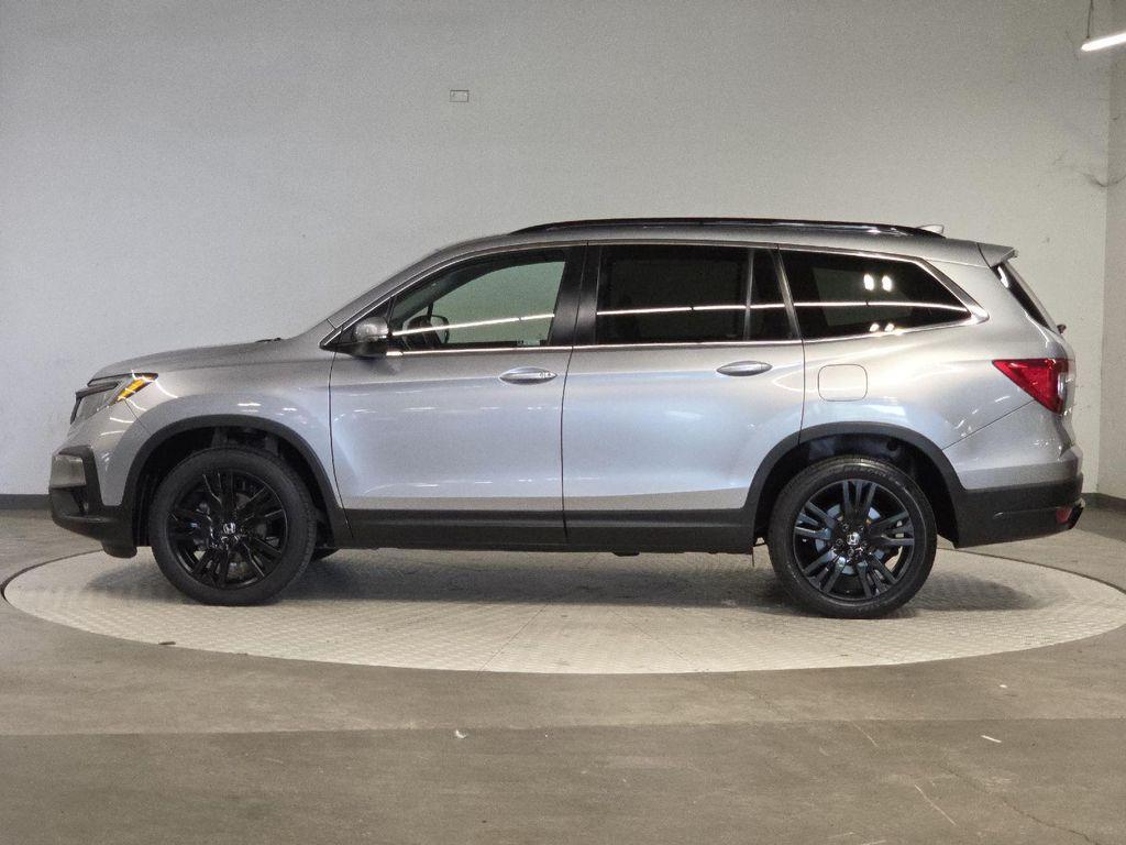 used 2022 Honda Pilot car, priced at $35,285