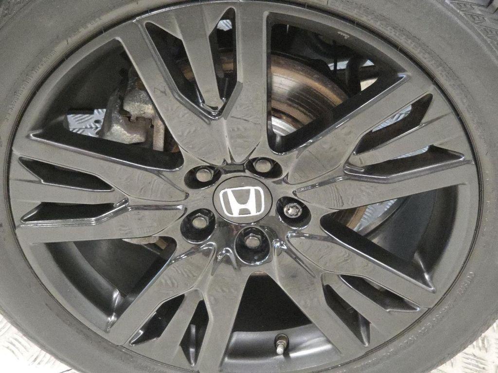 used 2022 Honda Pilot car, priced at $35,285