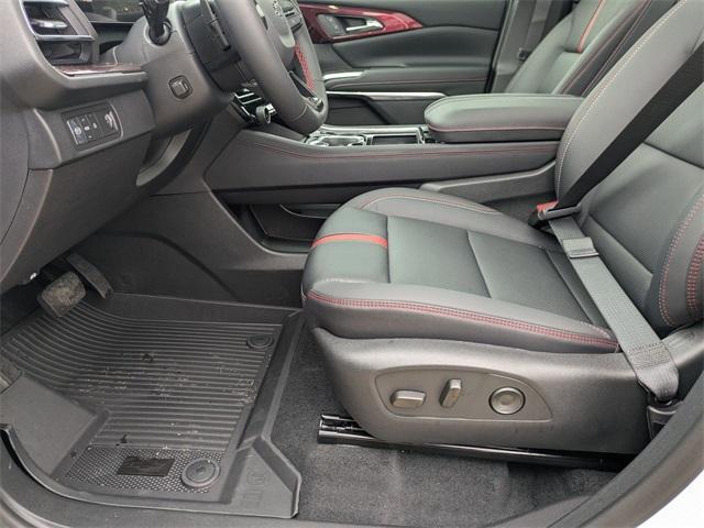 new 2026 Chevrolet Traverse car, priced at $57,790