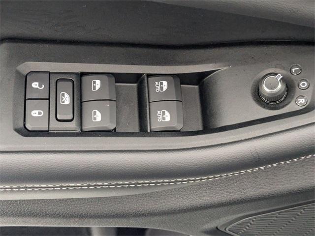 used 2025 Jeep Grand Cherokee car, priced at $37,722