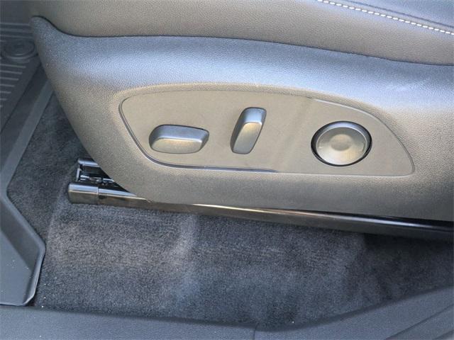 new 2026 Chevrolet Traverse car, priced at $45,420