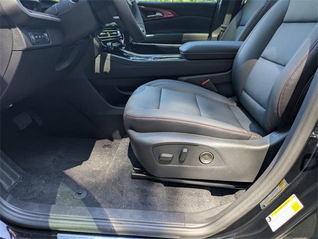 new 2026 Chevrolet Traverse car, priced at $50,295