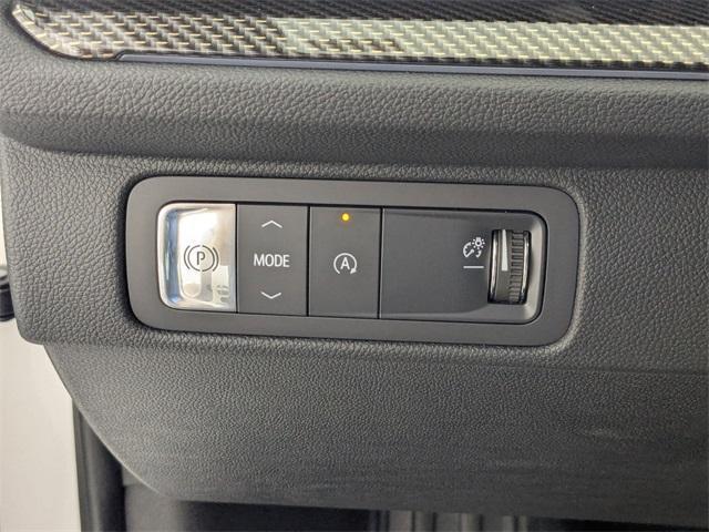 used 2025 Chevrolet Traverse car, priced at $53,399